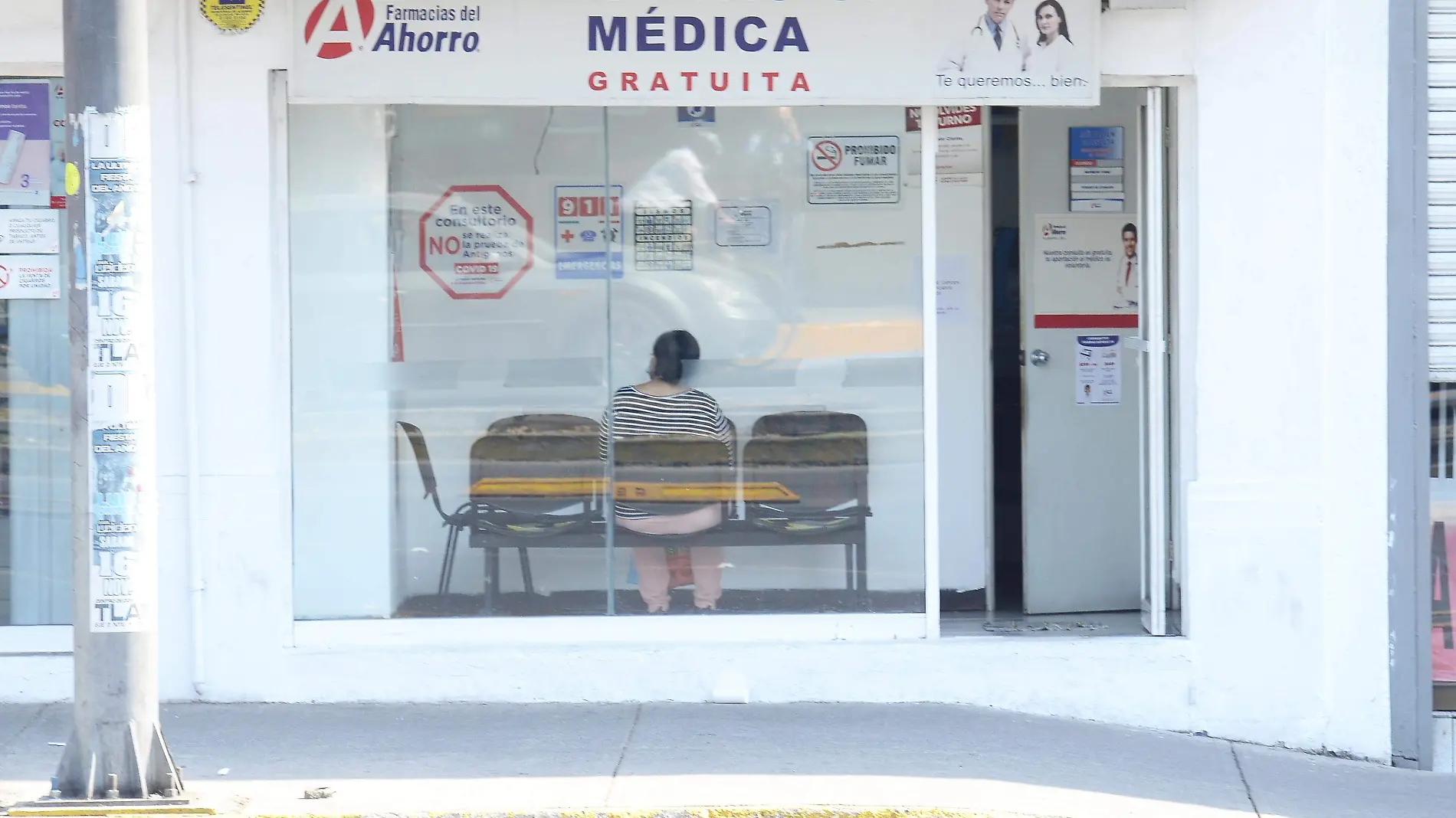 FARMACIAS-CONSULTORIOS-ATENCIO A PACIENTES COVID-federico xolocotzi (1)